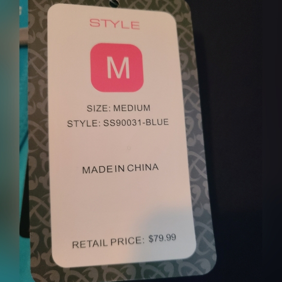 I Sport Activewear set size medium - Picture 2 of 5